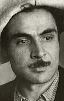 Портрет: Азанбек Джанаев